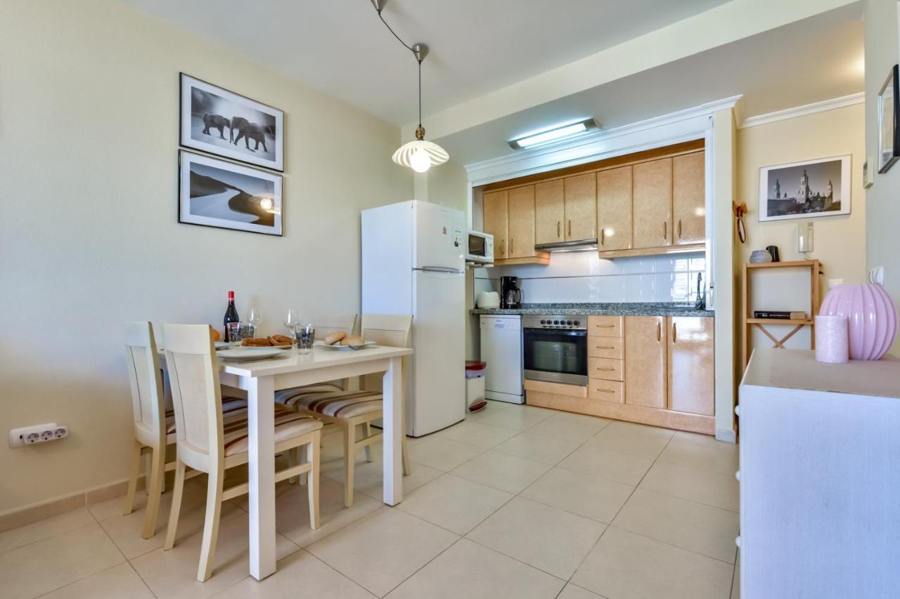 Apartamentos Ambar Beach Calpe Esterno foto